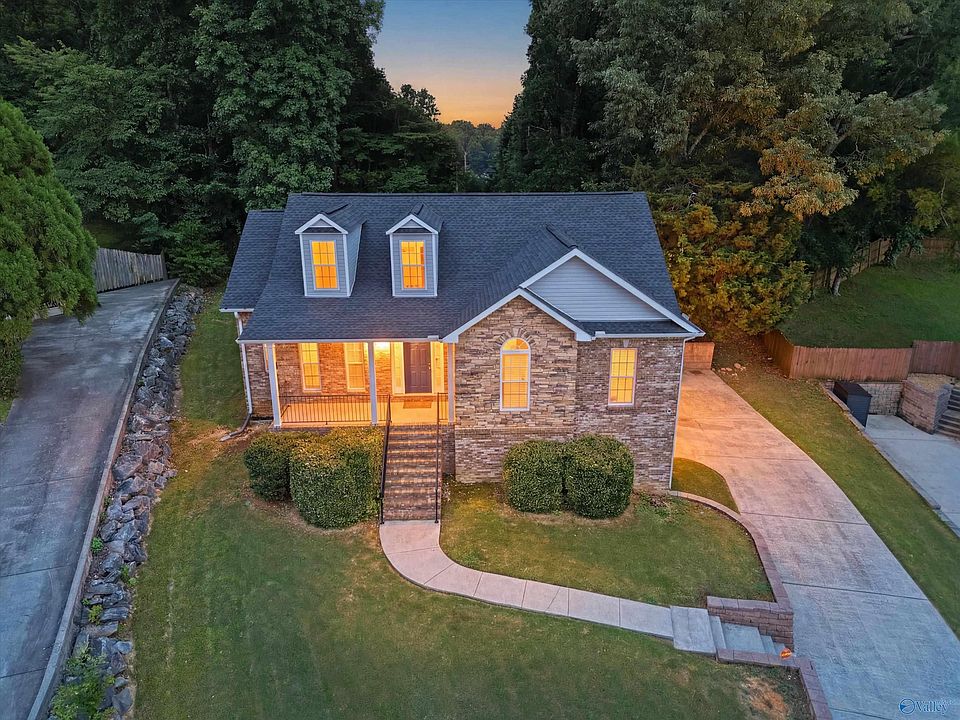 1st image of 118 Burwell Cove Dr
