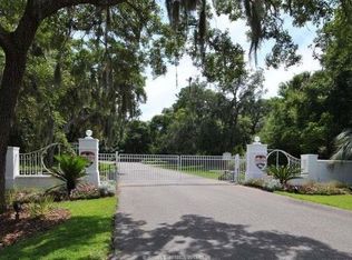 3 Front St, Saint Helena Island, SC 29920
