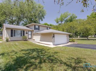 5157 Brinthaven Dr, Sylvania, OH 43560