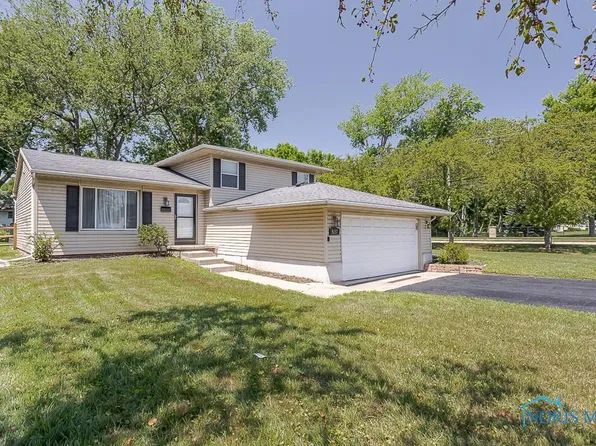 5157 Brinthaven Dr, Sylvania, OH 43560