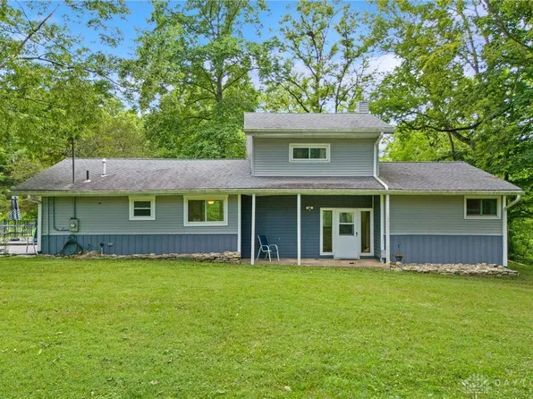 7891 Carter Dr, Waynesville, OH 45068