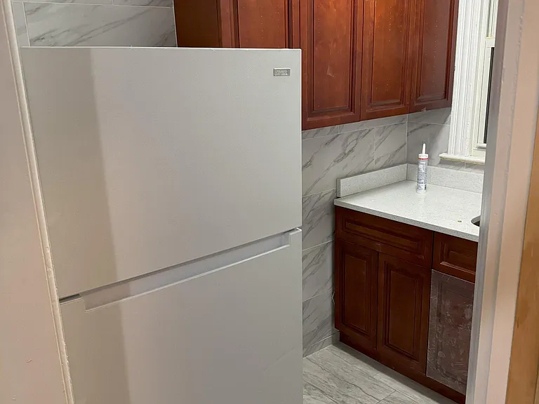 215 Lakeview Ave #2 — Photo 6
