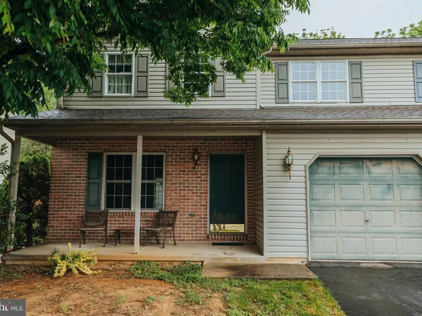 126 Bainbridge Cir, Sinking Spring, PA 19608