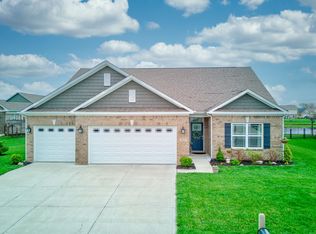 3219 S Ansley Dr, New Palestine, IN 46163