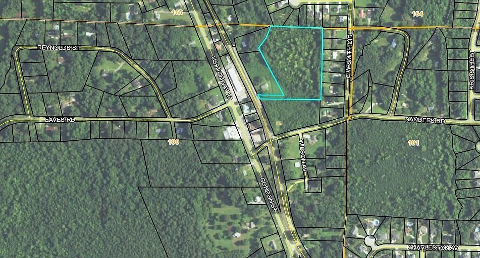 2nd image of 19 Davis Rd