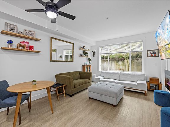 4th image of 4960 Songbird Pl #117