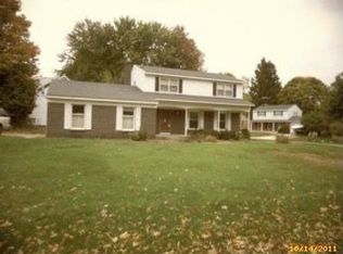 3725 Chamberlain Ave SE, Grand Rapids, MI 49508