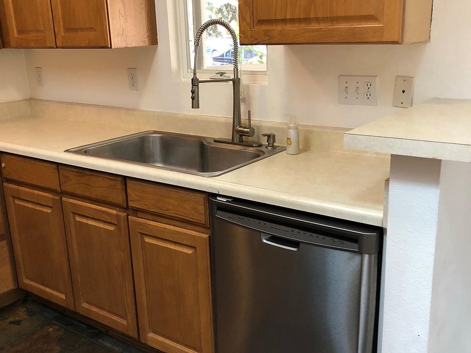 Sink/Dishwasher