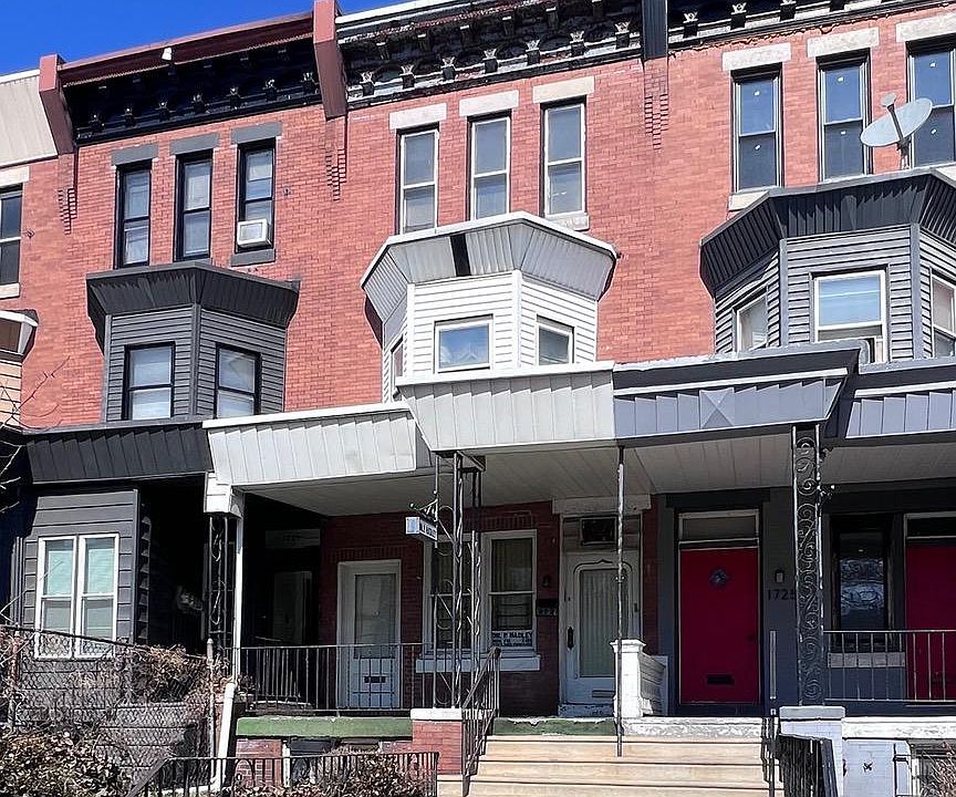 2nd image of 1727 W Erie Ave