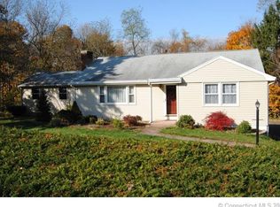 7 Scenic Dr, Portland, CT 06480