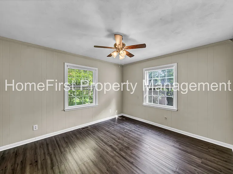 105 Meadowlark Dr #B — Photo 20