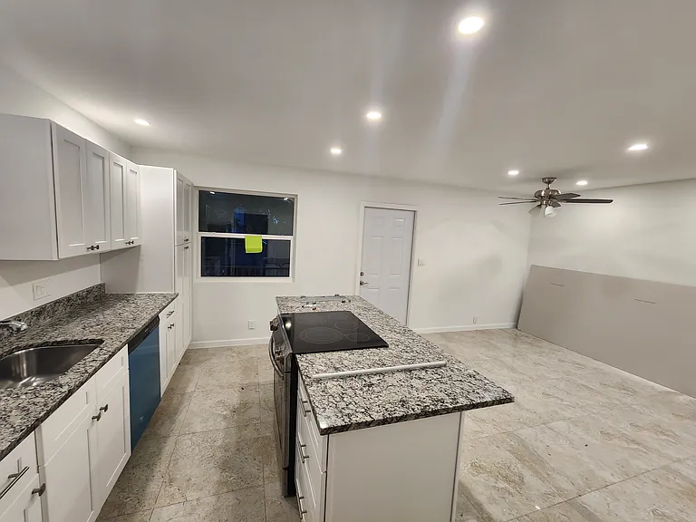 1712 Josephine St #1 — Photo 3