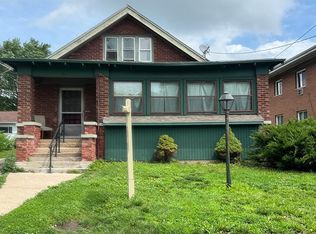 359 W Grand Ave, Beloit, WI 53511