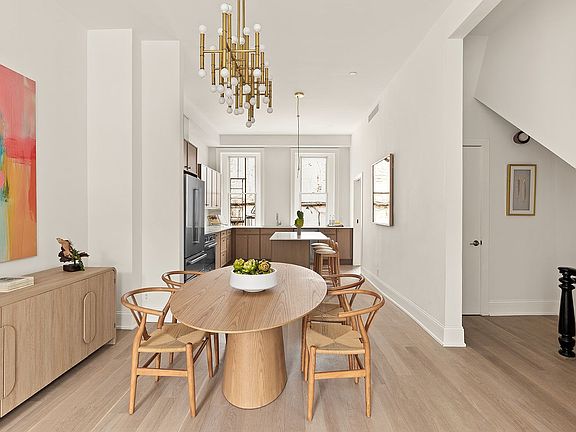 5th image of 109 2nd Pl APT 1