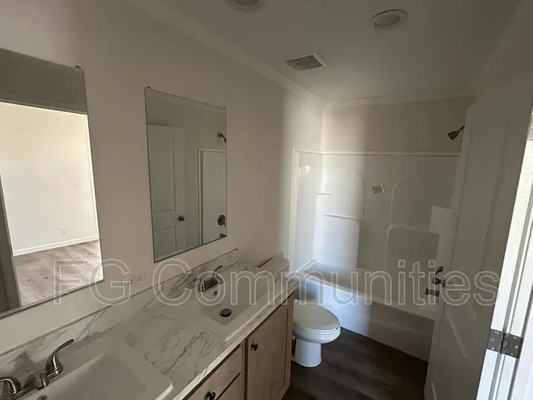 213 Lineberger Rd SE #3C — Photo 9