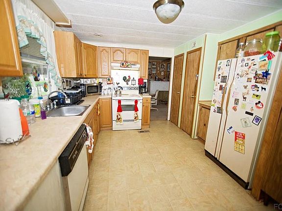 4th image of 35 Elda Ln