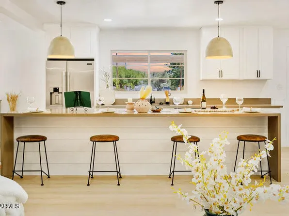 4045 E EARLL Drive, Phoenix, AZ 85018