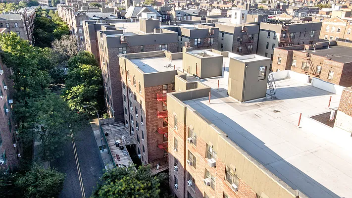 Sold by Mitra Hakimi Realty Group, LLC | media 22