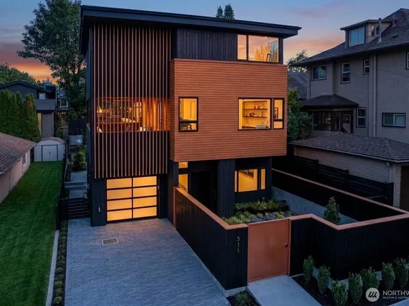 311 NE 59th Street, Seattle, WA 98105
