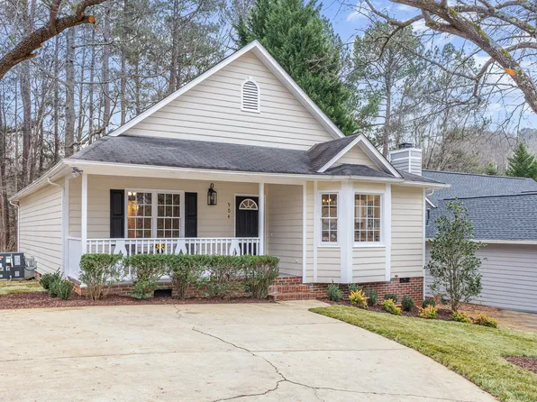 904 Amersham Ln, Wake Forest, NC 27587