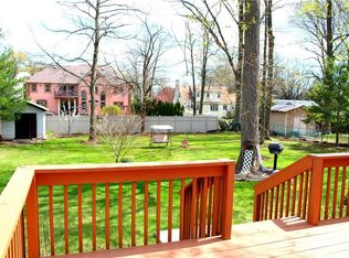 62 Ellmyer Rd, Edison, NJ 08820