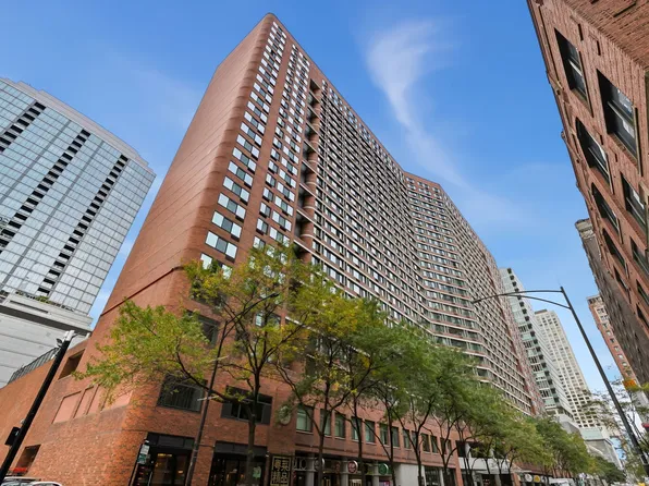 211 E Ohio St APT 1215, Chicago, IL 60611