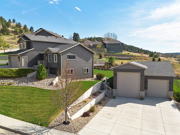 2nd image of 2049 Harney Dr