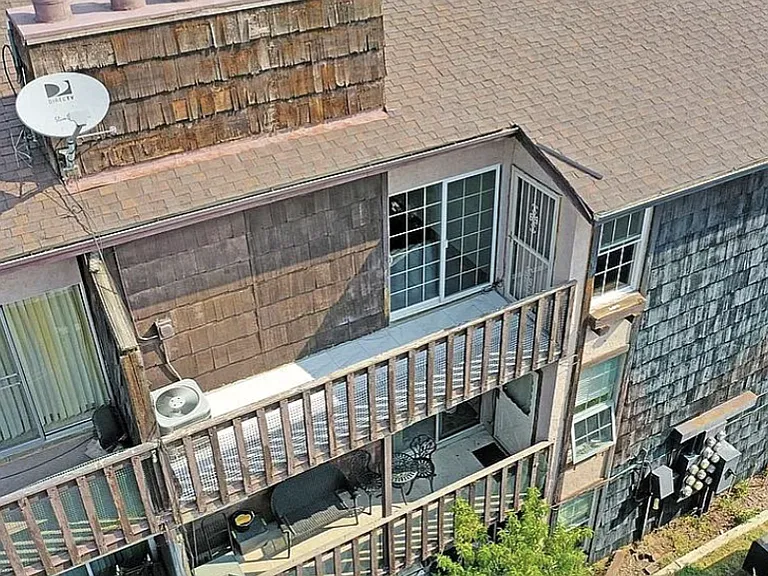 865 S Quebec St — Photo 8