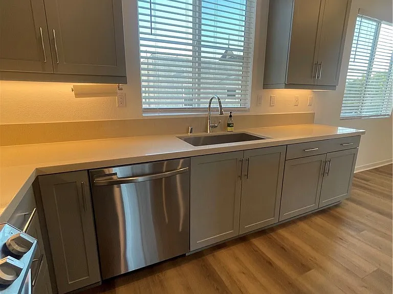 610 Dawson Ave — Photo 13