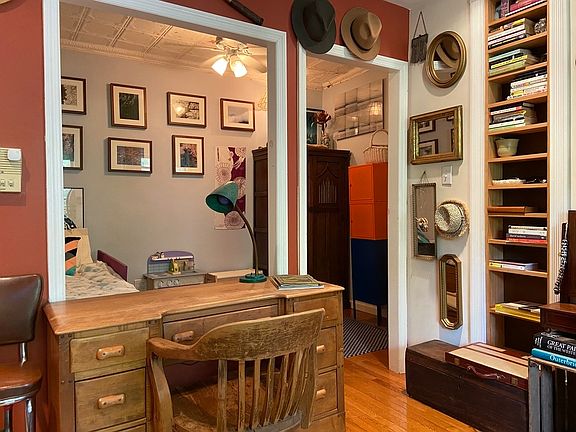 5th image of 172 Greenpoint Ave APT 2R