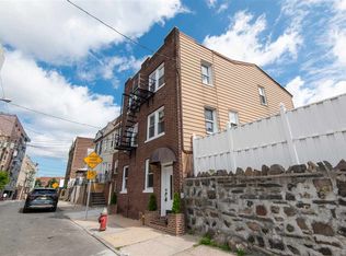 12 Rock St APT 3, Jersey City, NJ 07306