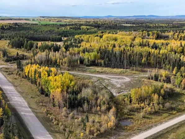 16322 B Township Road 544, Yellowhead County, AB T7E 3V9