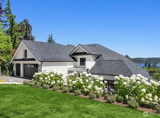 8902 45th Ave NE, Seattle, WA 98115