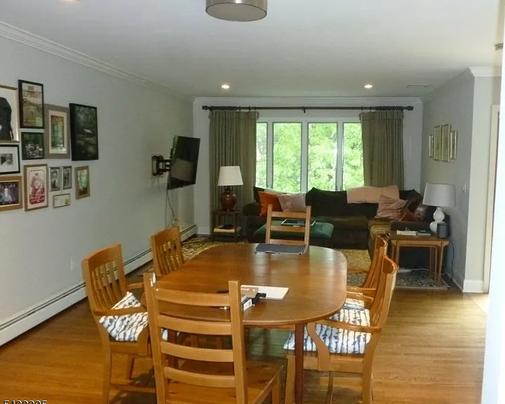 48 Woodmont Rd — Photo 4