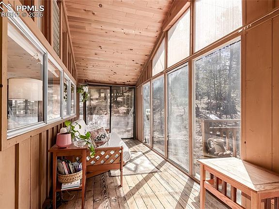 4th image of 44 Anderson Rd