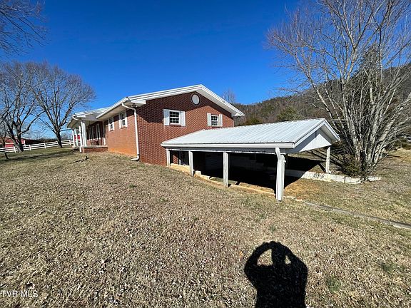 2nd image of 8893 Asheville Hwy