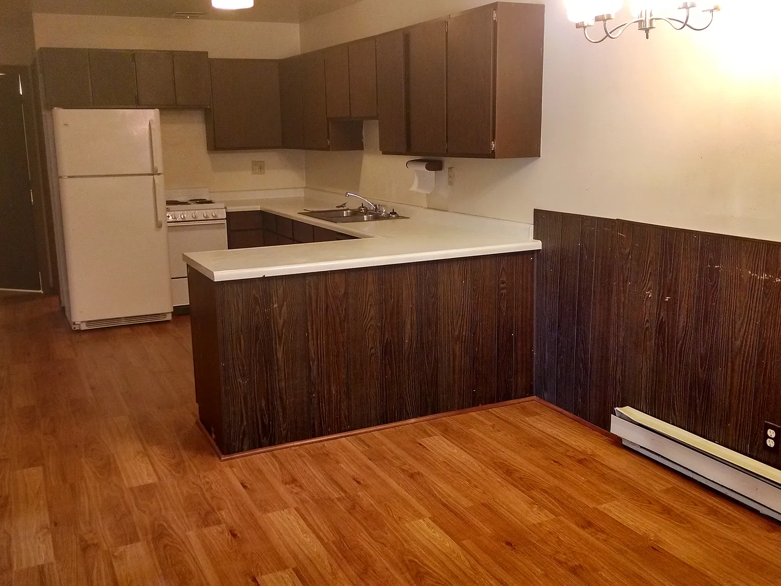 3 bed, 1.5 bath, $1,290 — Photo 2