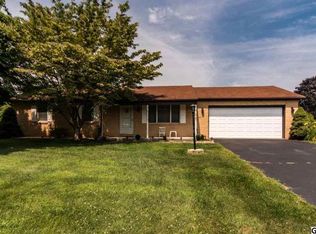 3 Mayberry Ln, Mechanicsburg, PA