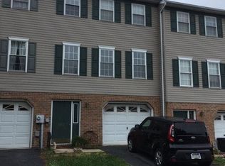 568 Cloverbrook Dr, Ephrata, PA 17522