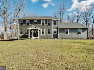 2539 Hill Rd, Sellersville, PA 18960