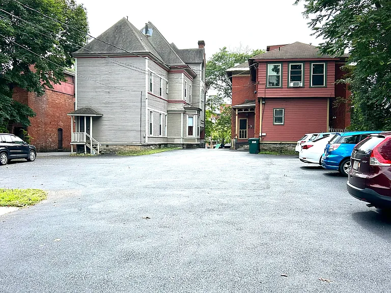 304 N McBride St #2 — Photo 12
