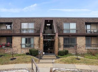 710 Lakeshire Trl #203, Adrian, MI 49221