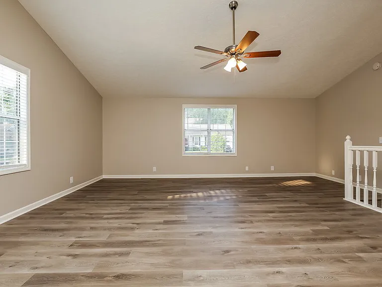 5921 Belle Oaks Pl — Photo 9