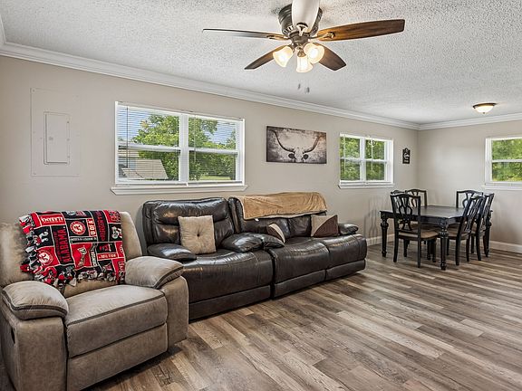 5th image of 576 Tipps Rd