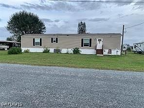 1st image of 1009 Aster Ave