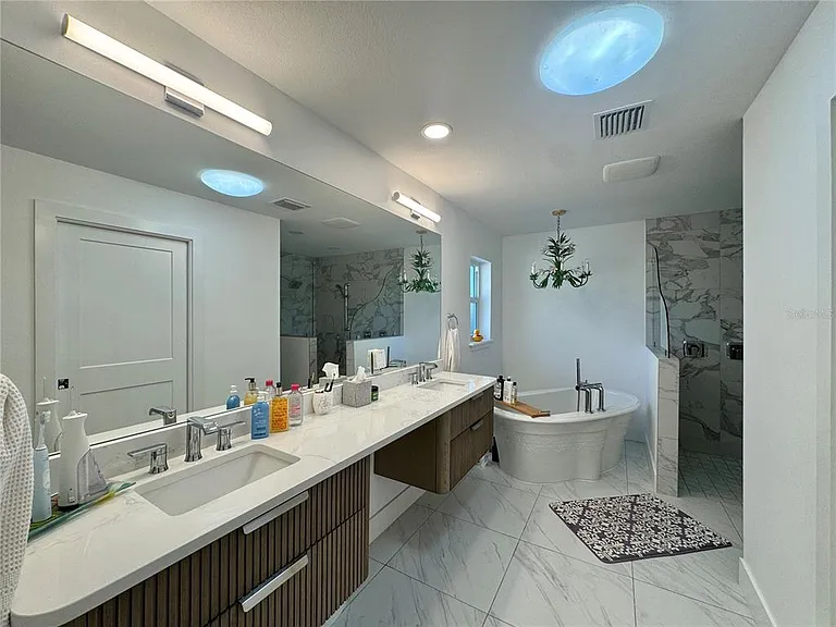 7372 Melaleuca Way — Photo 15