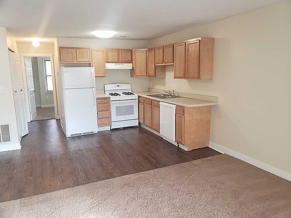 2nd image of 509 College Ave NE