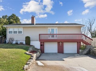 1010 Norwood Dr SE, Cedar Rapids, IA 52403