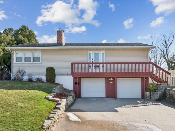 1010 Norwood Dr SE, Cedar Rapids, IA 52403