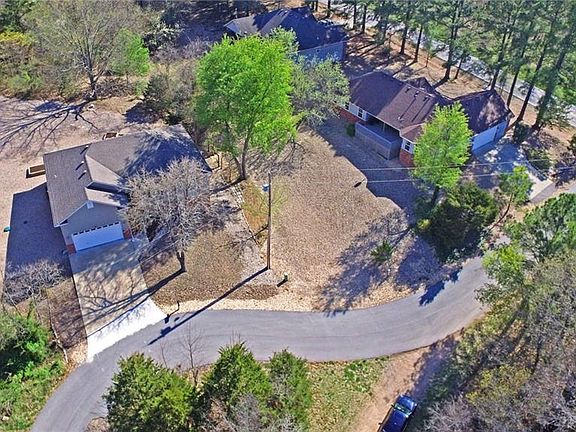 4th image of 4 Granshire Ln